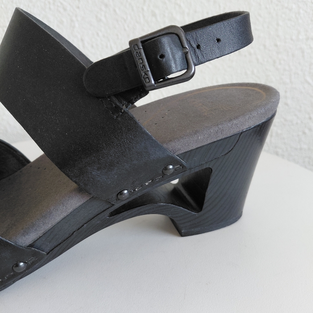 SOLD SOLD SOLD  Black Mary Jane Ankle Strap THEA Clogs - Picture 2 of 14